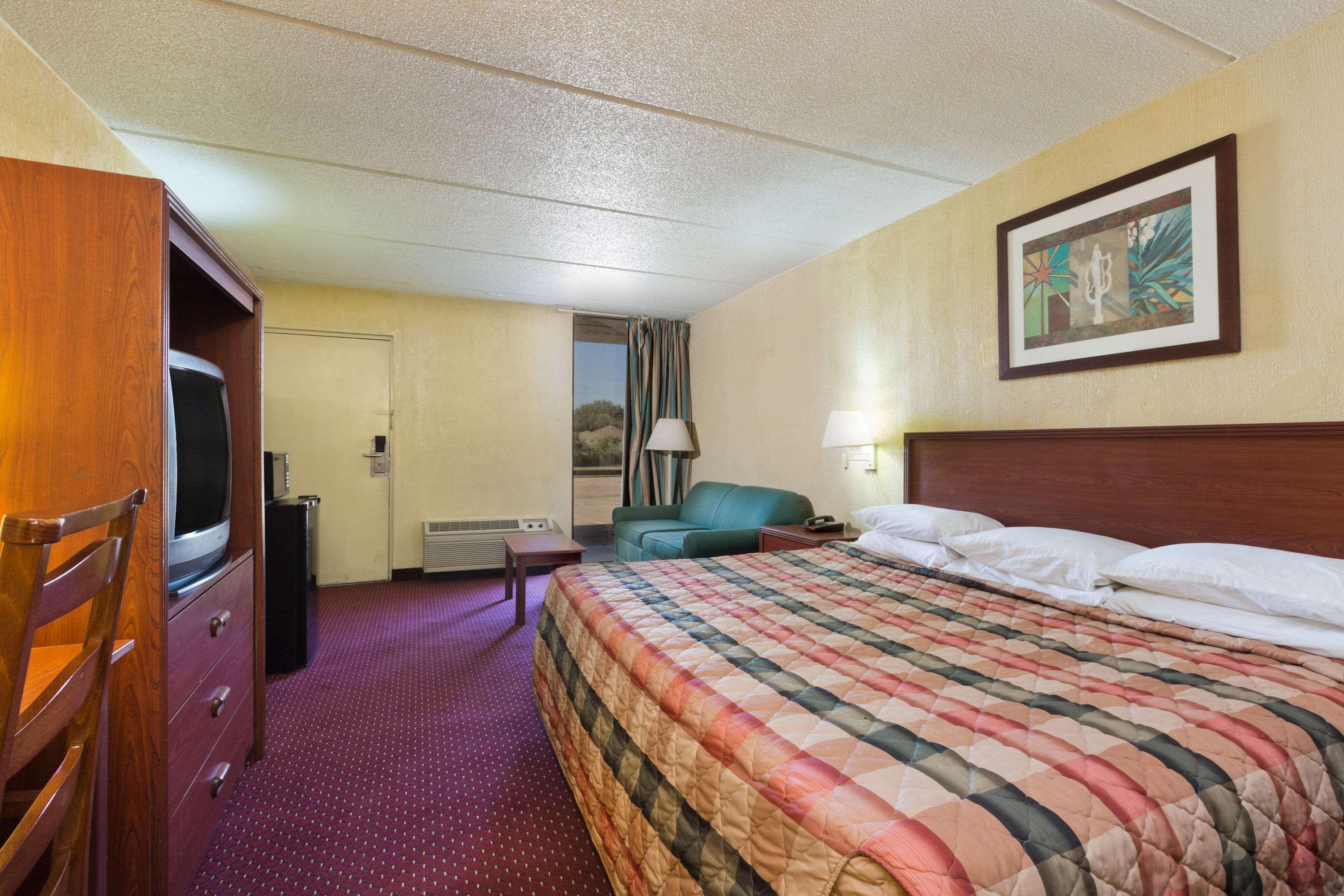 Hotel Knights